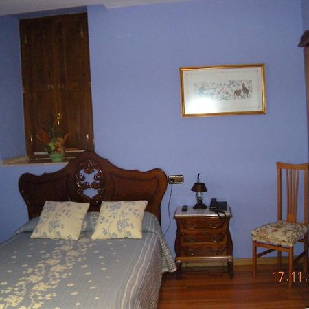 Aparthotel Santa Marina Cuellar Exterior photo