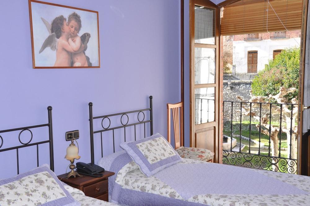 Aparthotel Santa Marina Cuellar Exterior photo