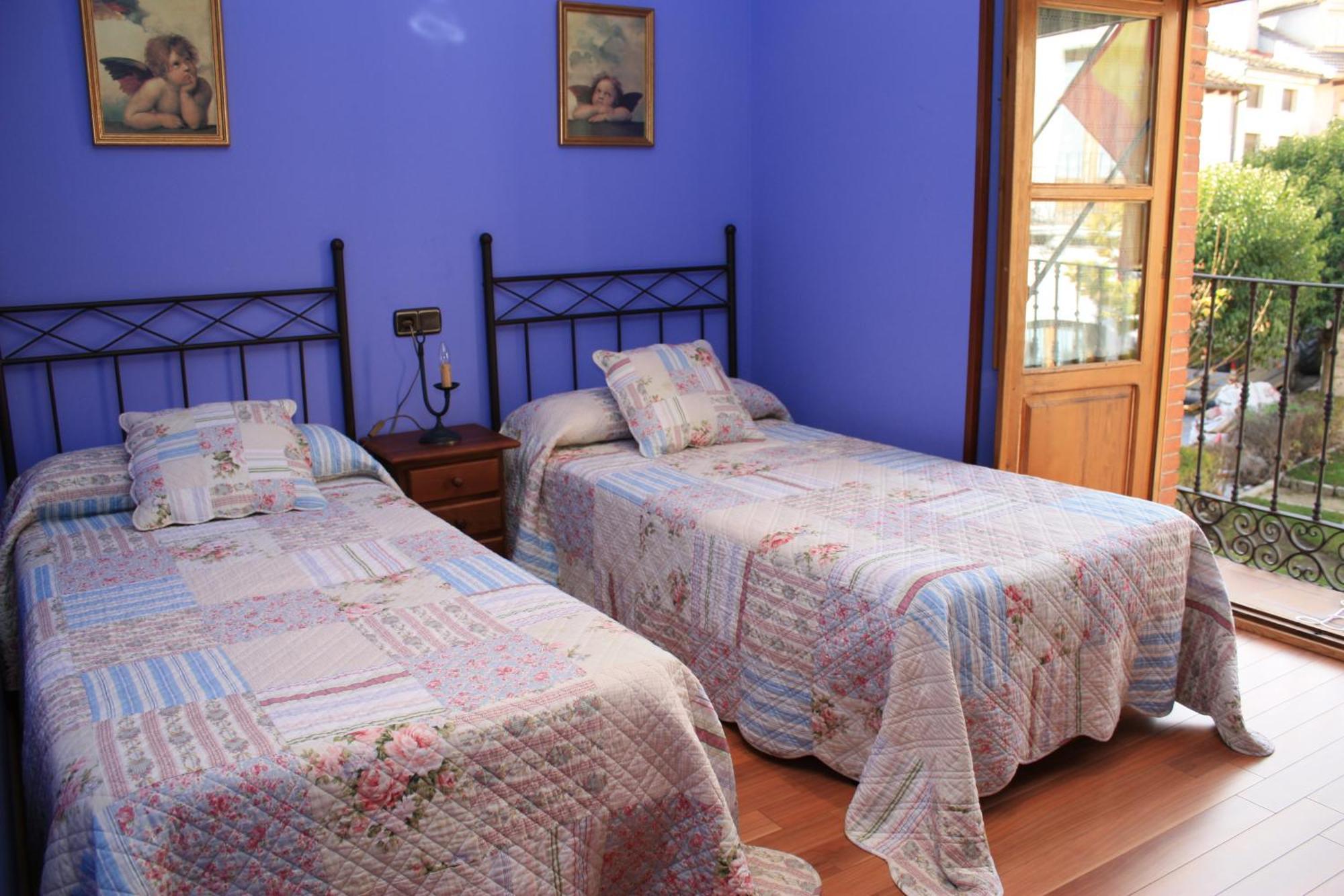 Aparthotel Santa Marina Cuellar Exterior photo