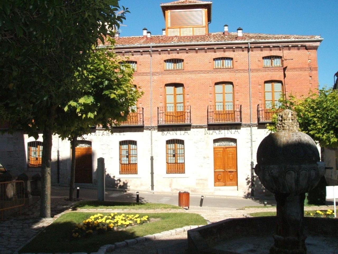 Aparthotel Santa Marina Cuellar Exterior photo
