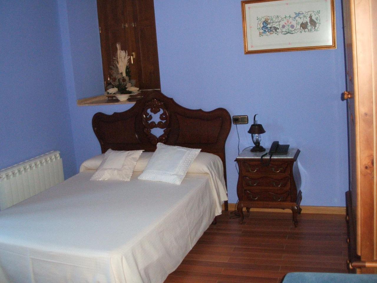 Aparthotel Santa Marina Cuellar Exterior photo